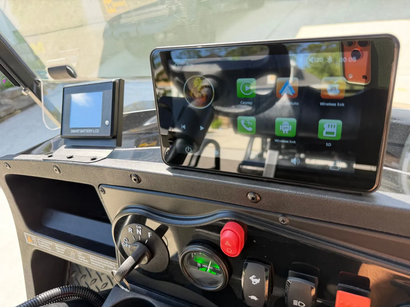 Dash with a touchscreen showing CarPlay